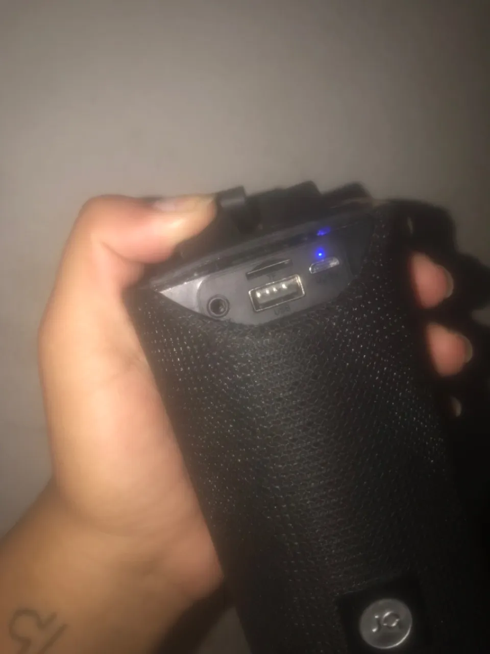 Caixa de Som Bluetooth Portátil