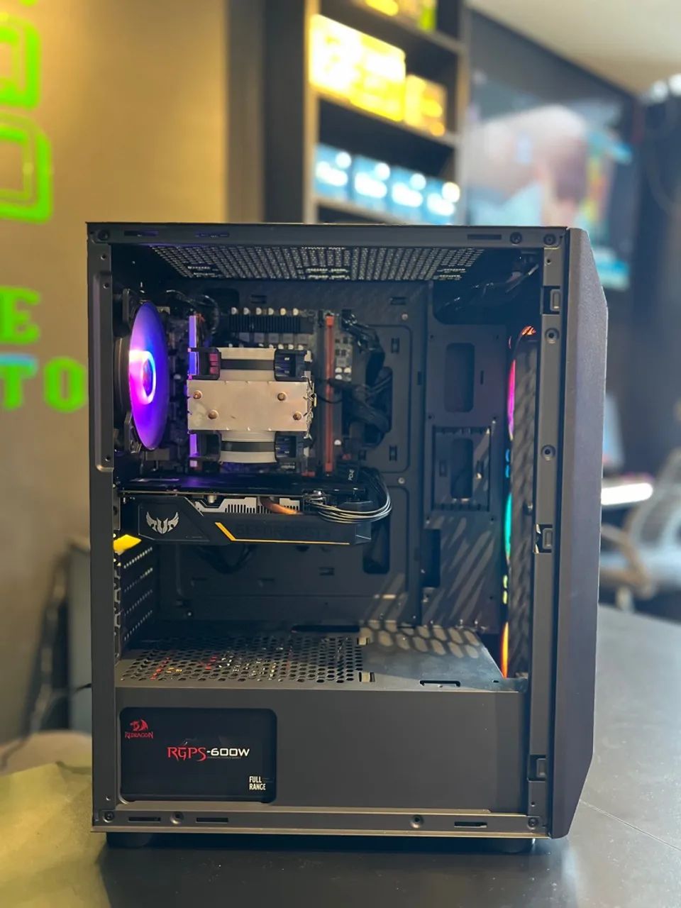 Gabinete Gamer Cougar com RGB - Foto 4