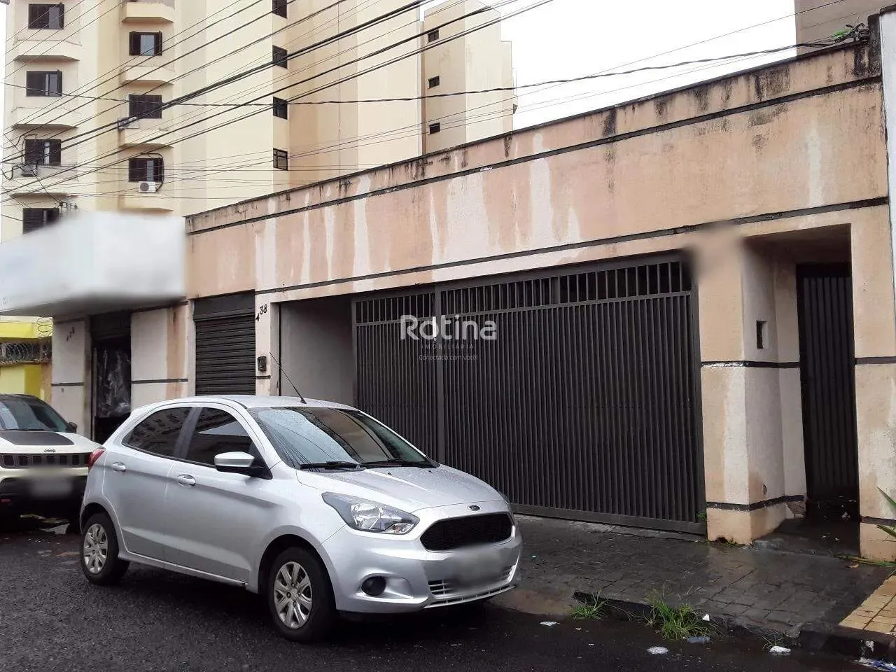 Casa à venda, 9 quartos, Martins - Uberlândia/MG - Rotina Imobiliária