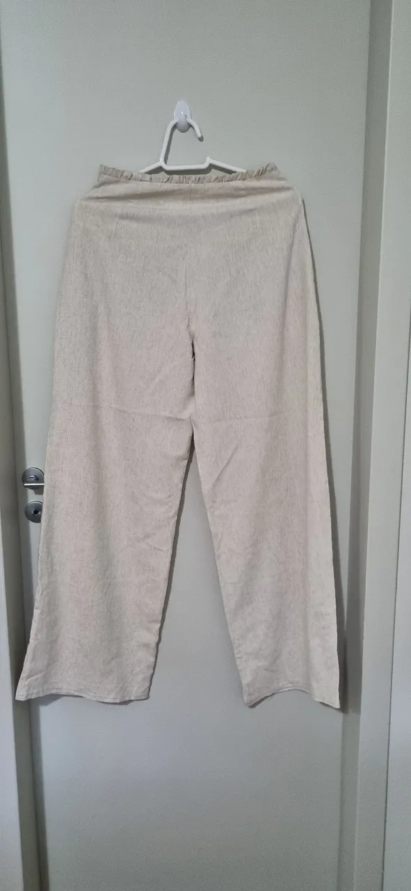 Calça feminina bege
