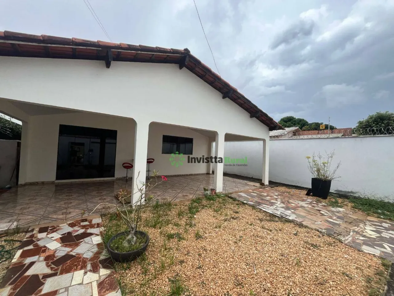 Casa na 208 sul com 3/4