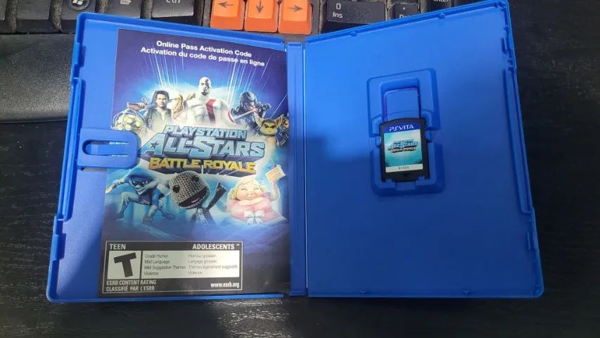 Combo 3 jogos PSVITA: Call of Duty, Unit 13 e Playstation All Stars  - Foto 2