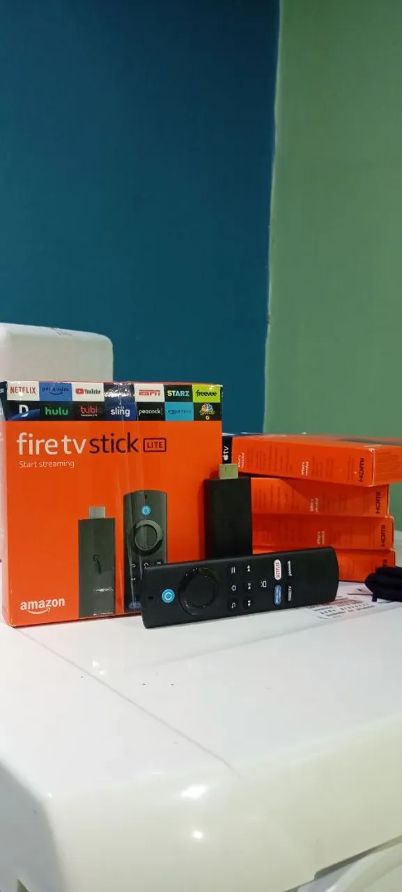Amazon Fire TV Stick Lite com Alexa
