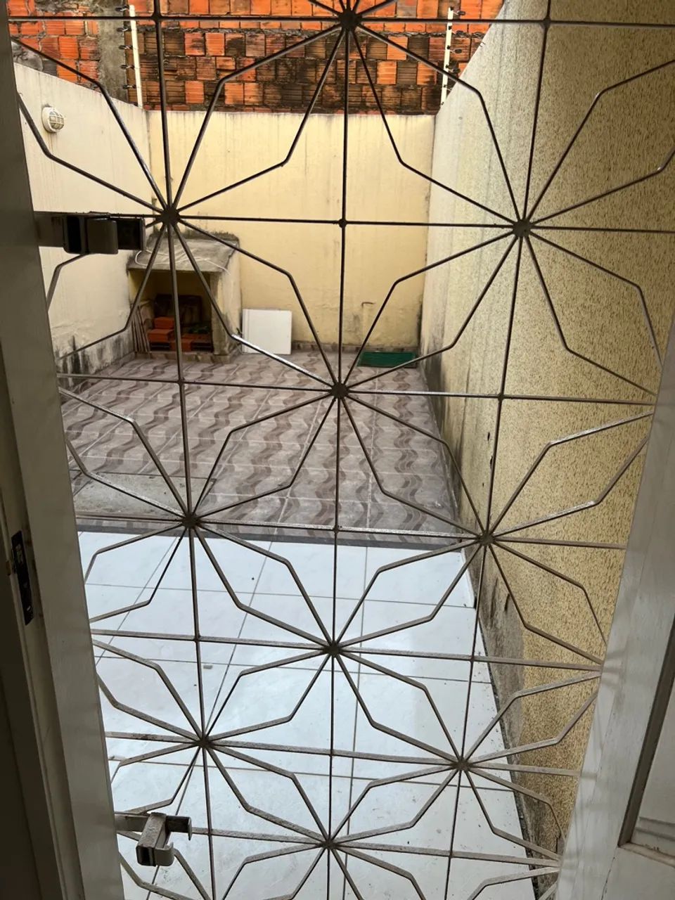 Casa para repasse a assumir ou transferir débitos de financiamento  - Foto 4