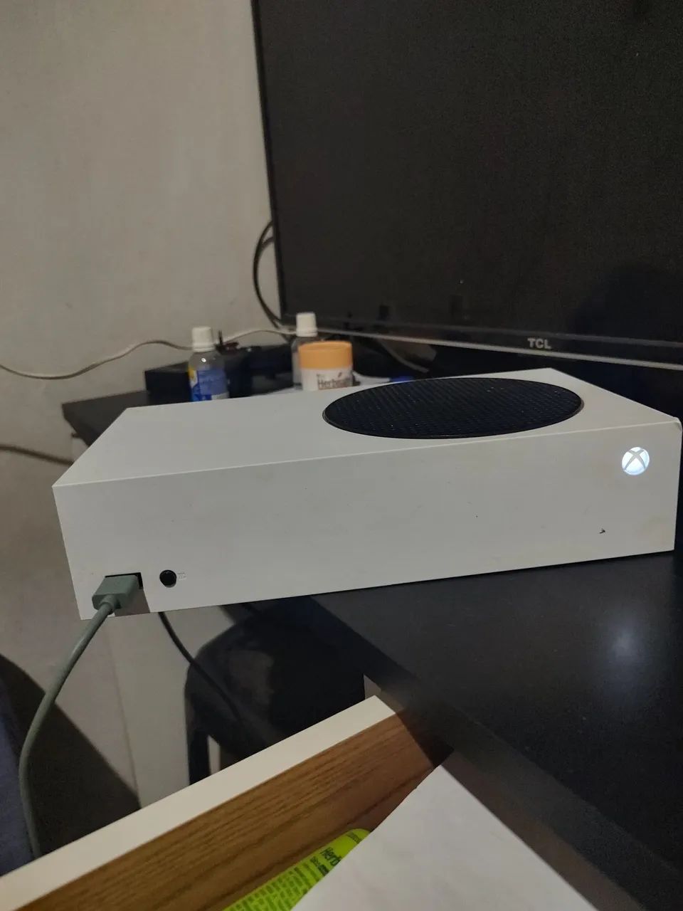 Xbox Series s + pilhas recarregaveis + carregador de pilhas