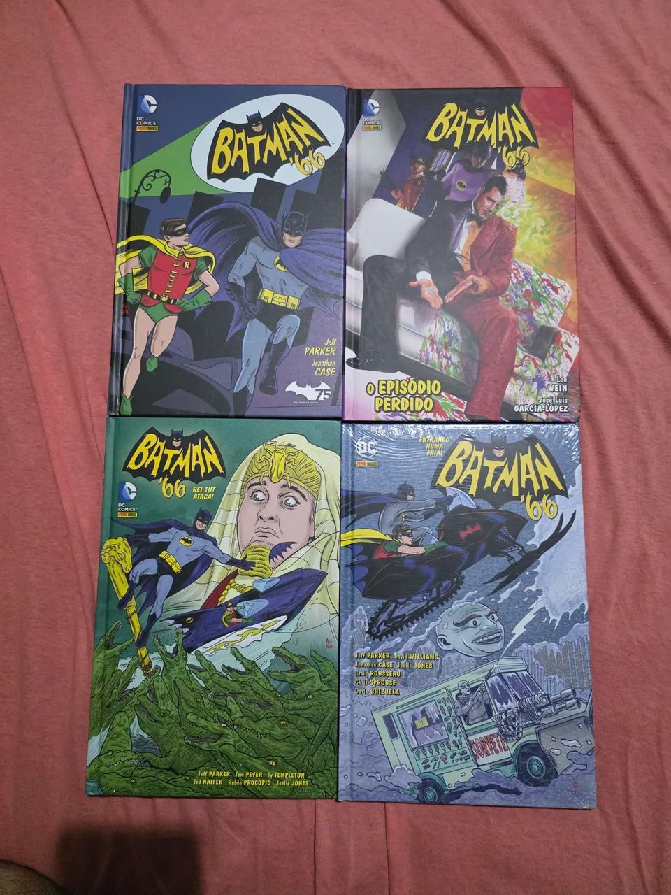 Encadernados DC Comics - Panini - Foto 4