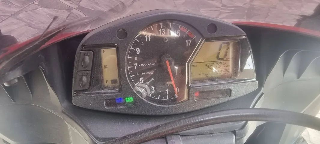 CBR 600RR 2008 baixo da fipe - Foto 2