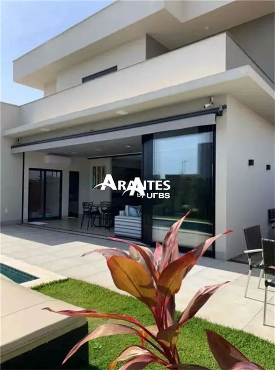 Casa em Condomínio com 284m² à venda no Cyrela Buritis