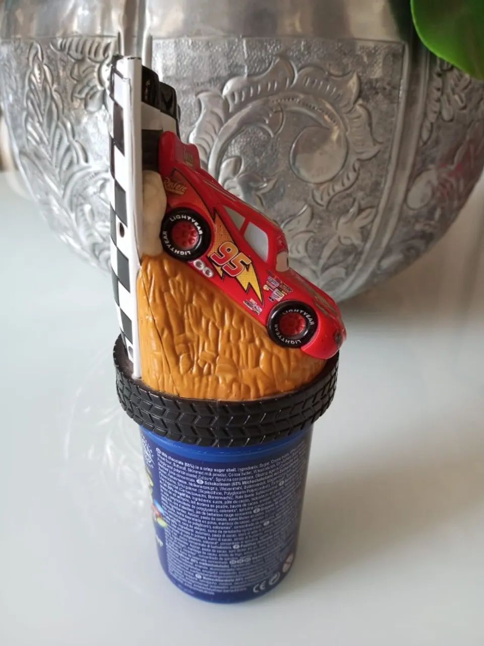 Dispenser de doces de Carros da Disney para decorar e se divertir. - Foto 4