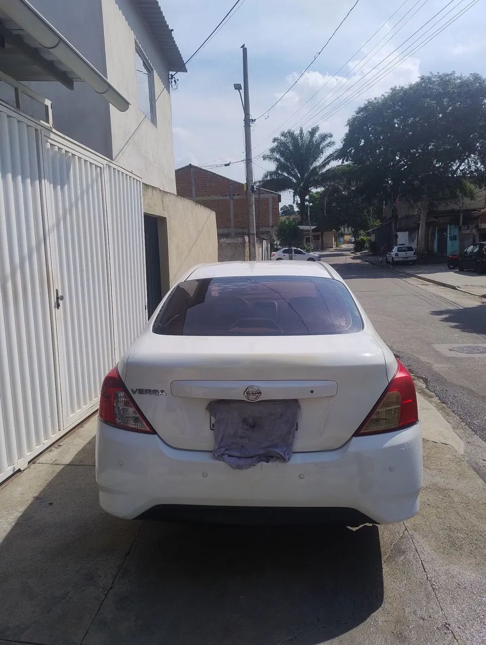 Nissan versa 