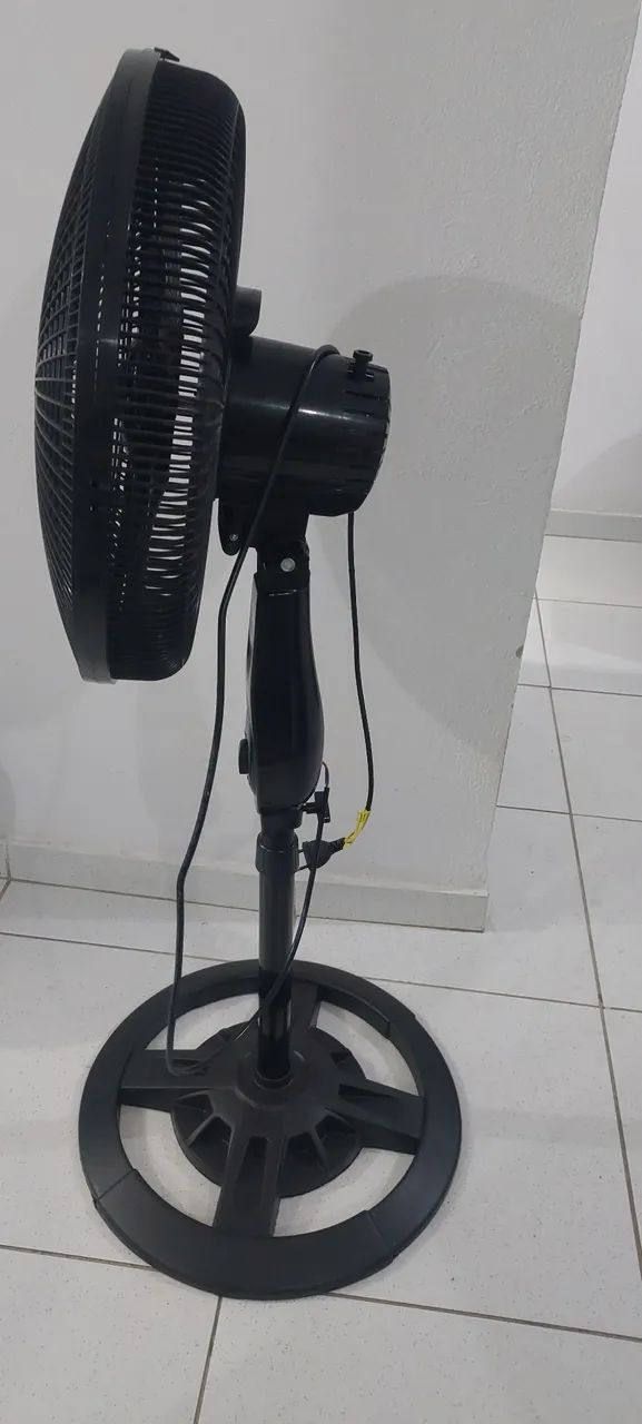 Ventilador Pedestal 75w Tyf 127V 6 hélices - Foto 3