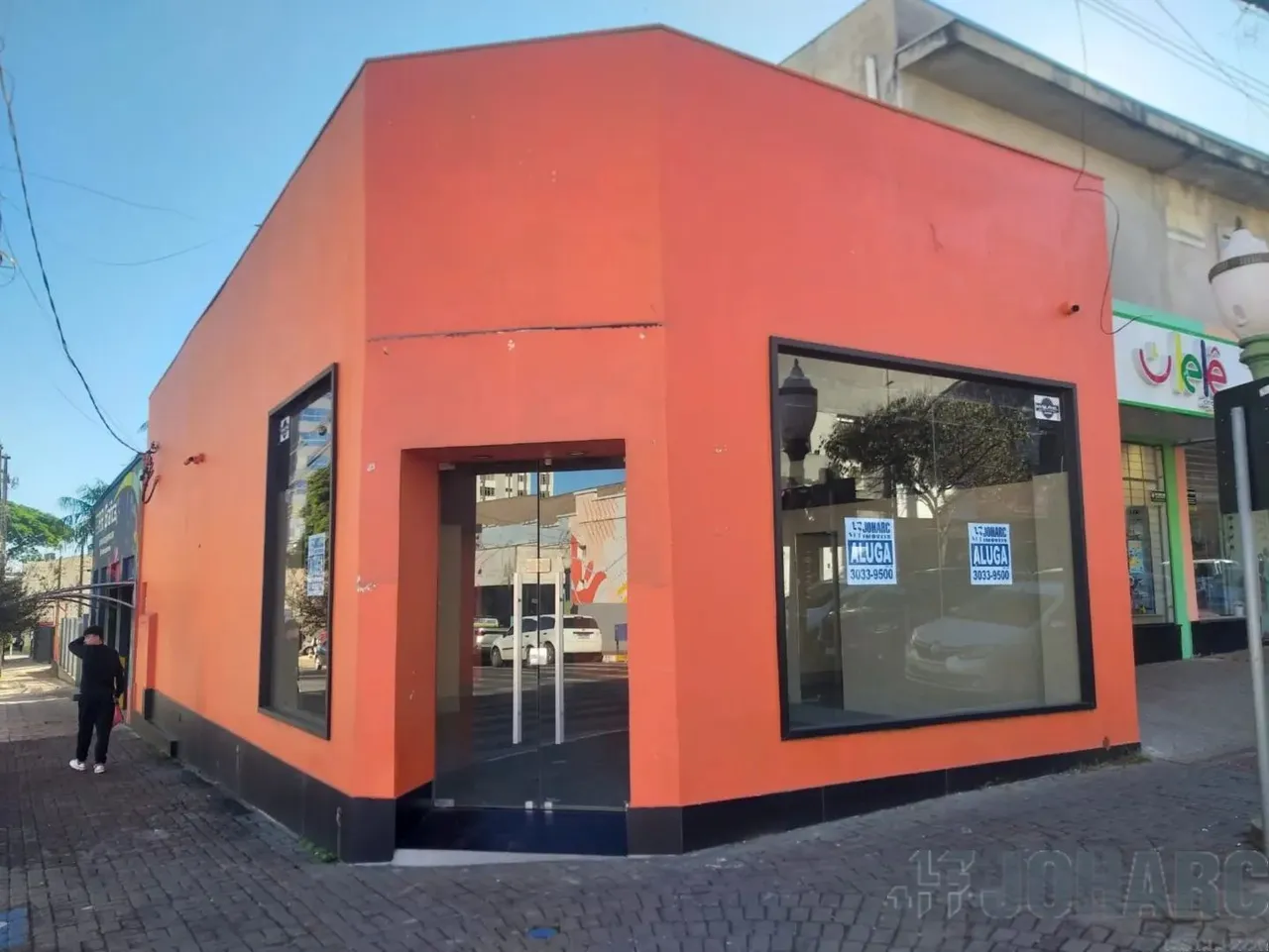 Sala comercial para alugar por R$ 7000.00, 55.00 m2 - CENTRO - APUCARANA/PR