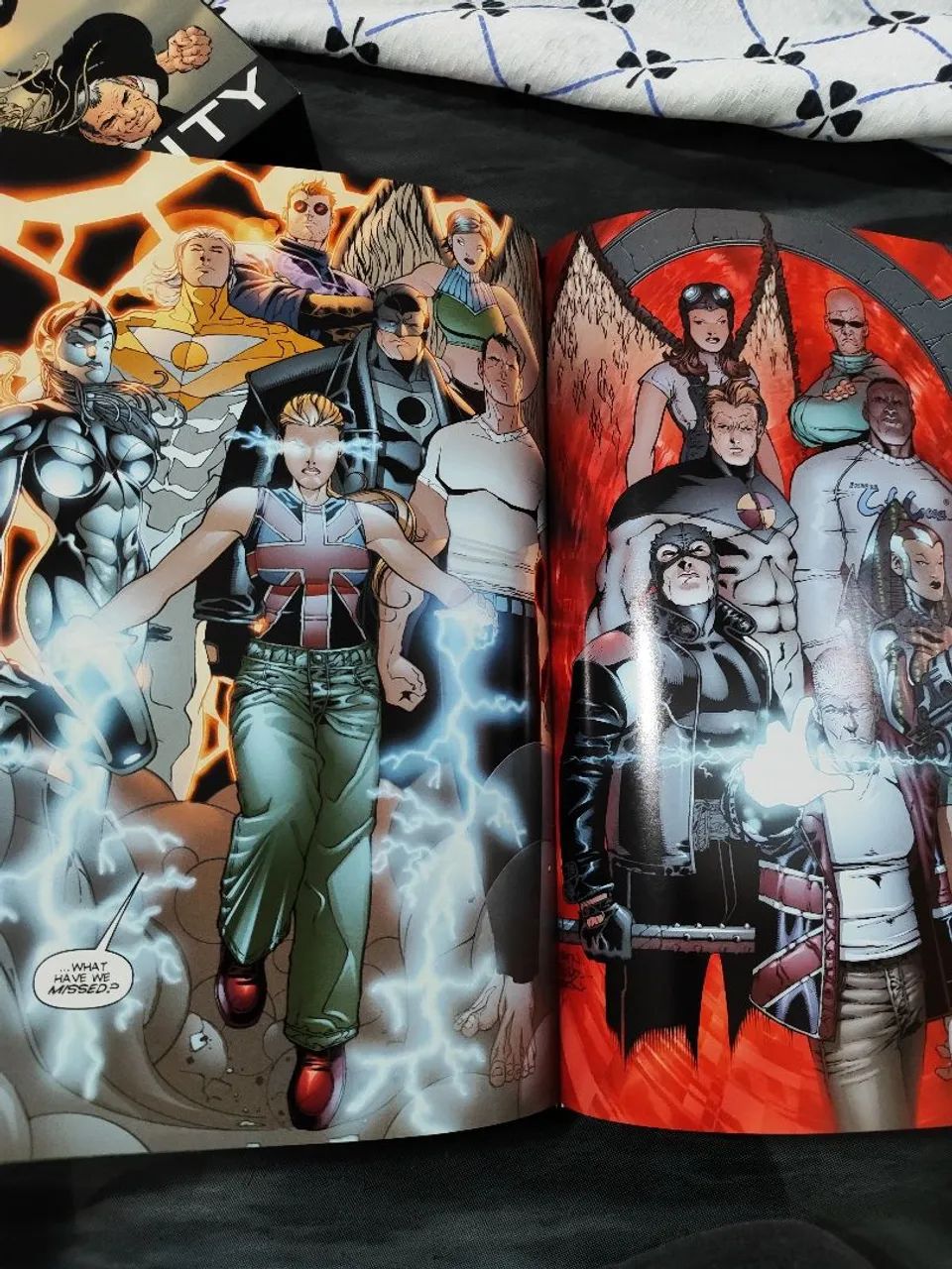 Absolute The Authority - Em INGLÊS (completo em 2 edições) - Foto 5