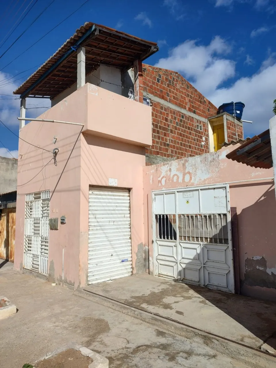 Vende-se está casa no São Gonçalo