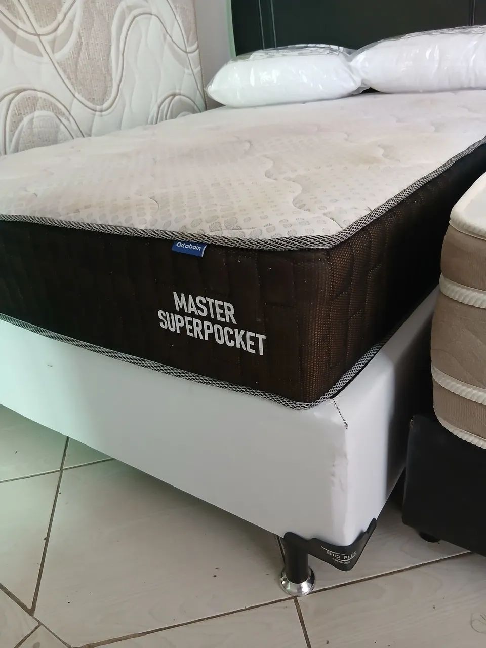 Colchão Ortobom + cama $$ 1,100,00 - Foto 4