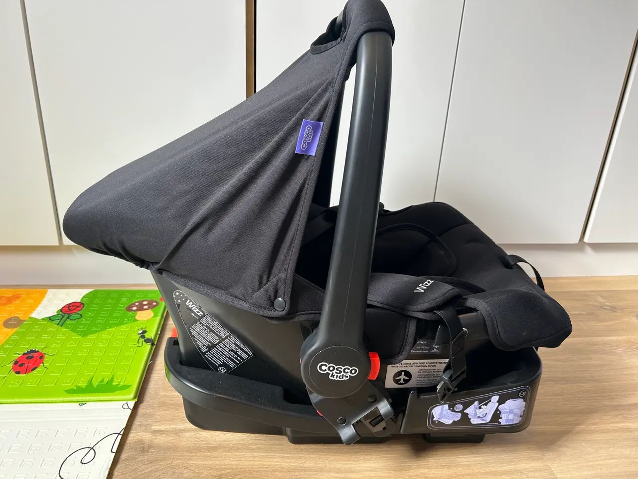 Bebê conforto com base Cosco Wizz Maternidade e Cuidados com o