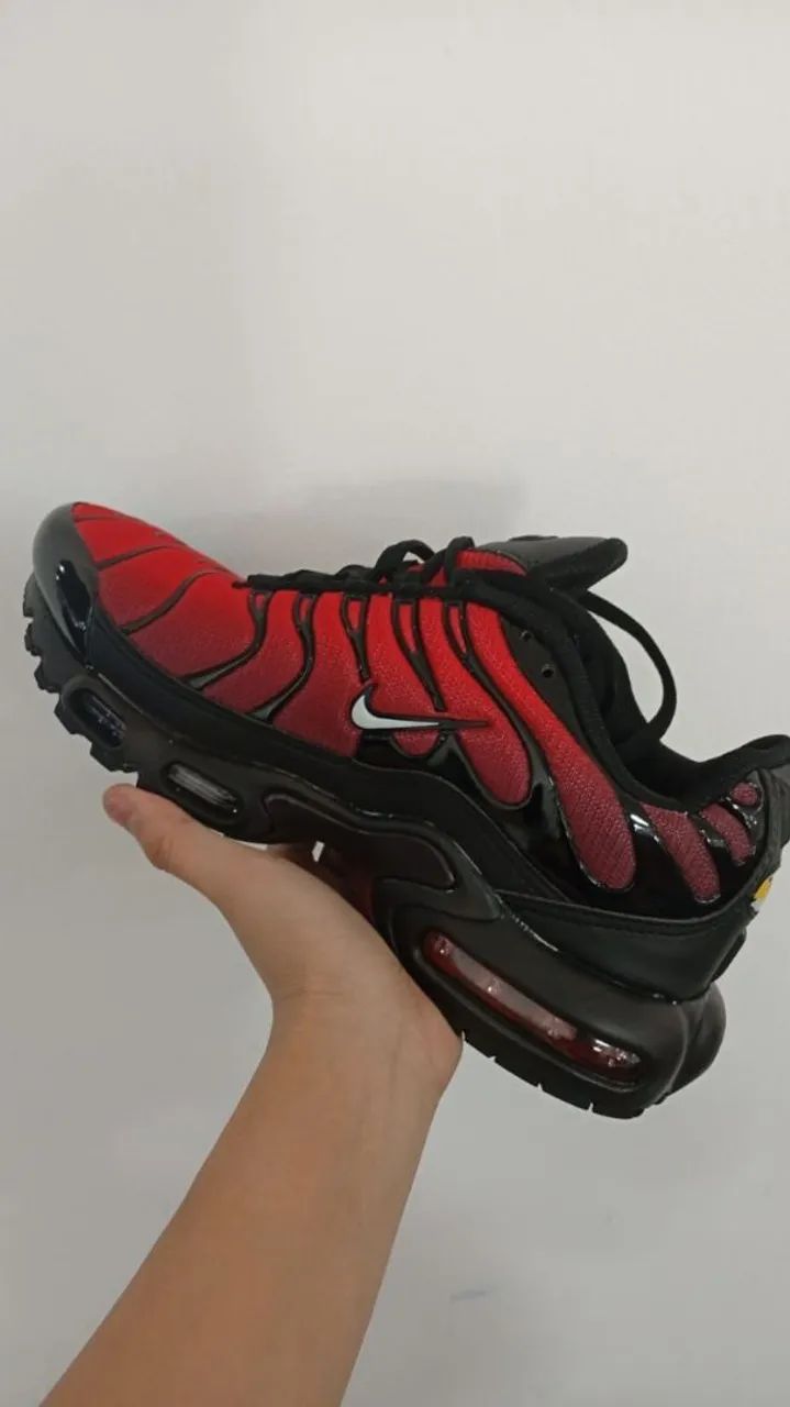 Nike Air Max Plus TN Vermelho e Preto