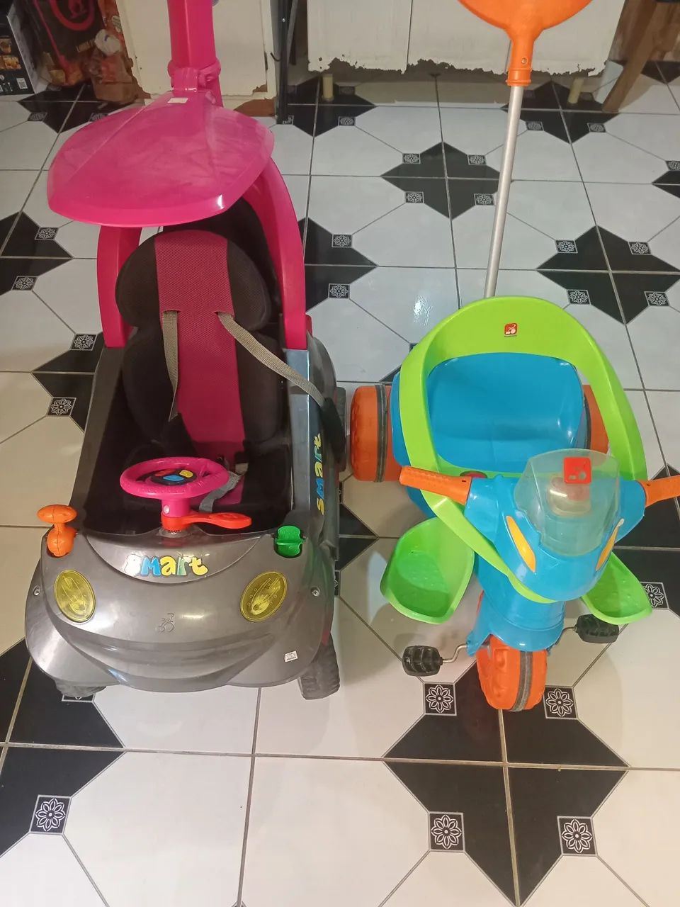 Carrinho triciclo para crianças