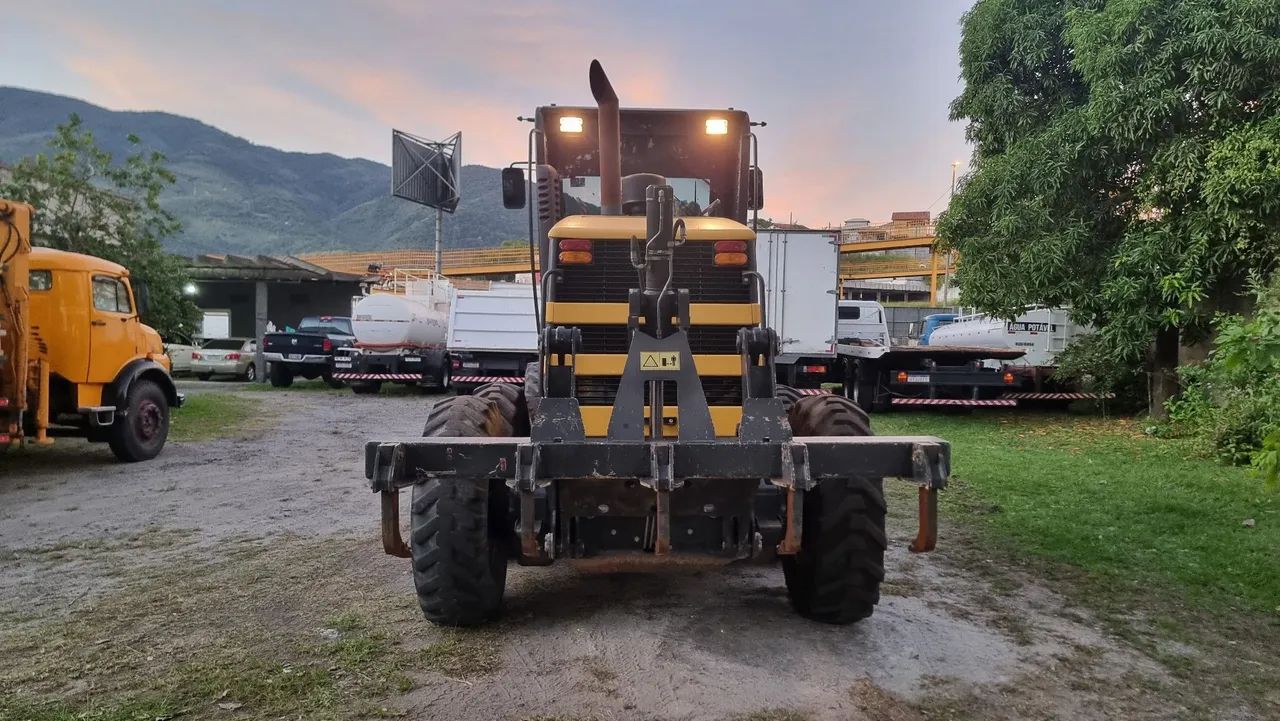 Moto Niveladora New Holland RG140B VHP ANO 2021 COM APENAS 1.200 HORAS  - Foto 3