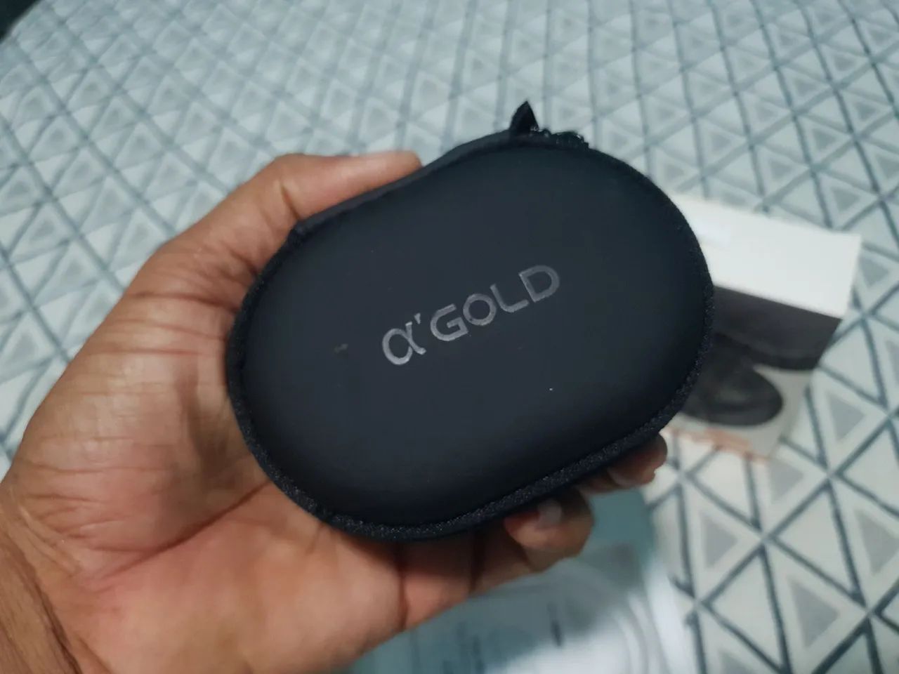 Fone de ouvido Bluetooth Alpha com Case - Gold - Foto 4