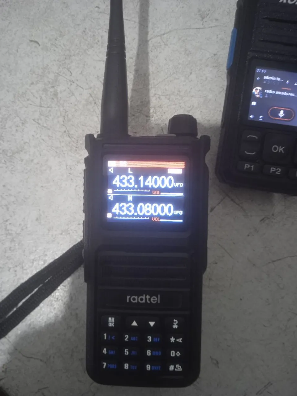 Rádio Comunicador Radtel RT-470X