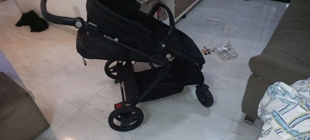 Carrinho de bebê safety 1st