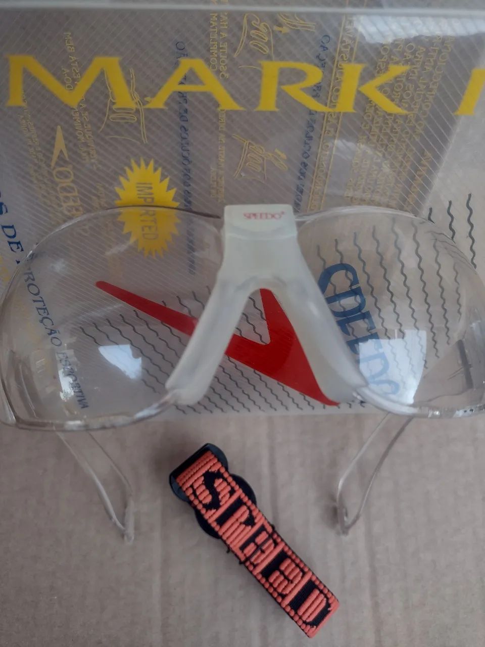 Óculos de proteção esportiva Speedo