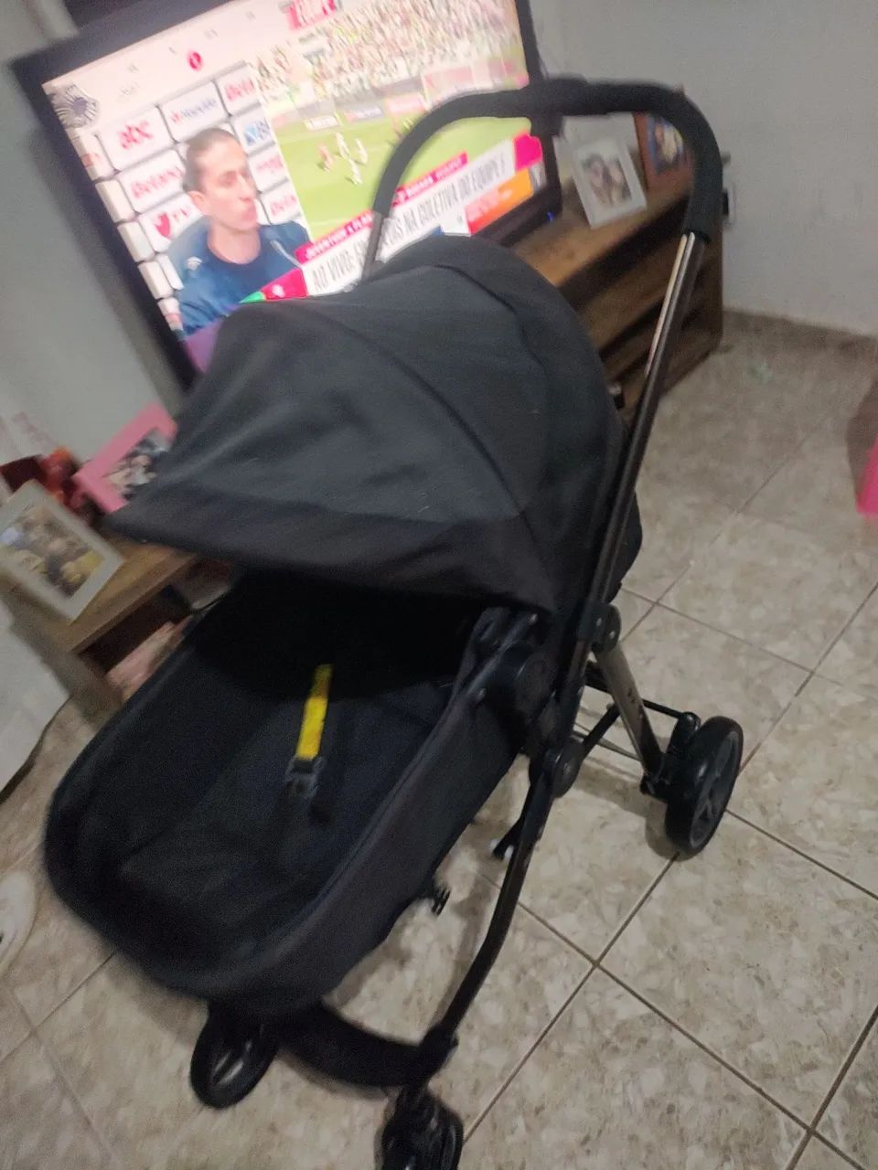 Vende-se carrinho de bebê - Foto 2