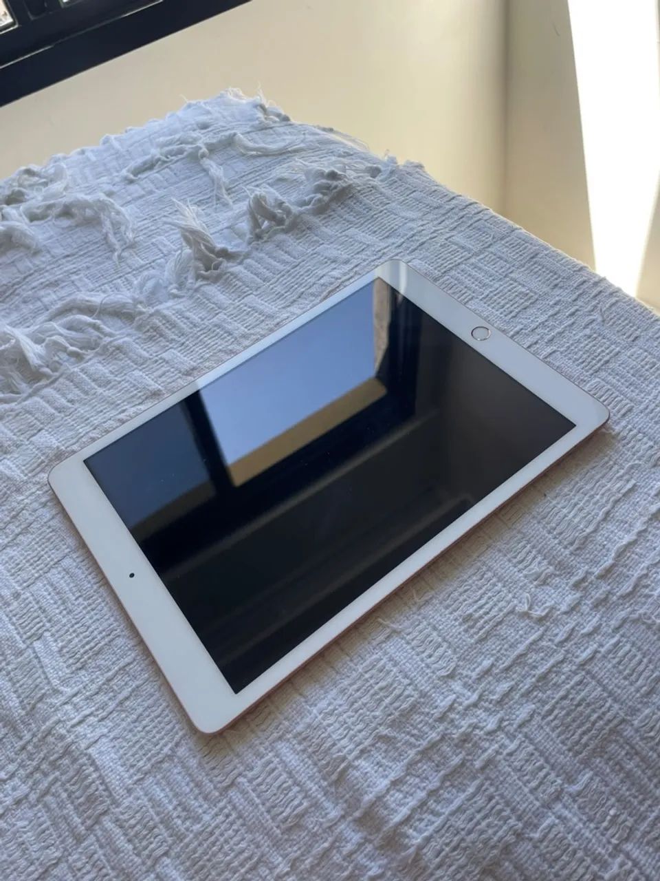 iPad 7th 32GB, modelo A2197 - Foto 2