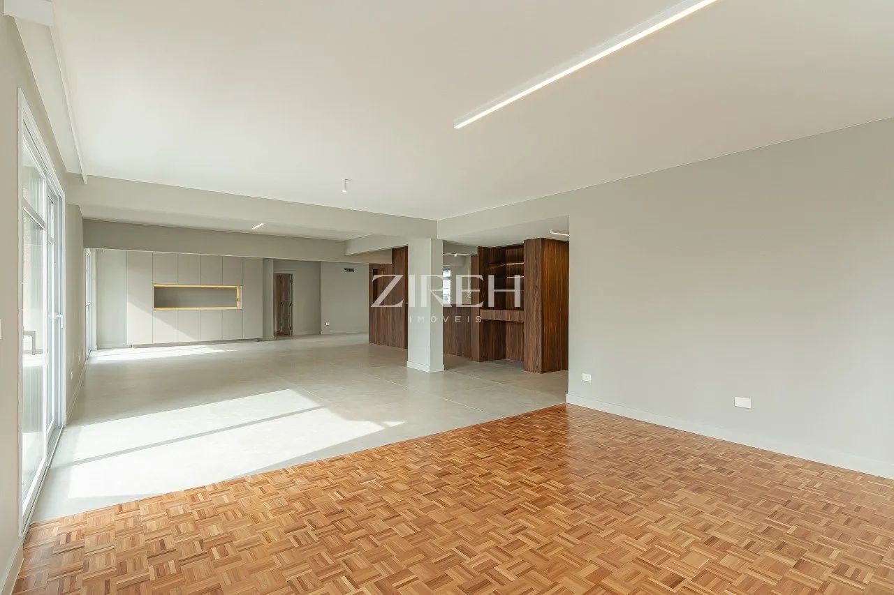 APARTAMENTO REFORMADO À VENDA NO EDIFÍCIO GUTEMBERG | BATEL - Foto 4