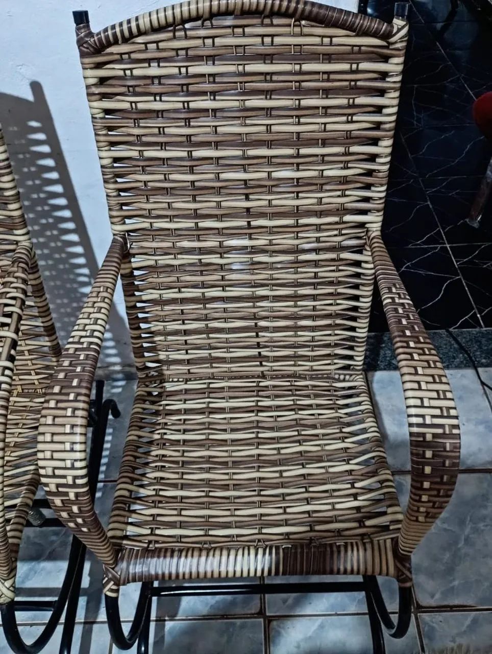 Vendo 2 cadeiras de balanço  - Foto 3