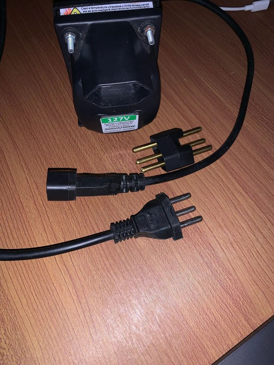 Transformador de energia Bivolt 220v para 127v - Foto 4