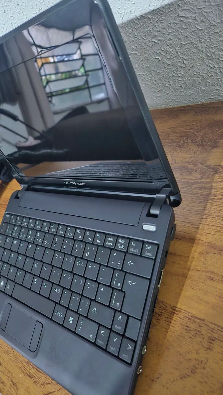 LAPTOP POSITIVO ATOM 1GB  - Foto 3
