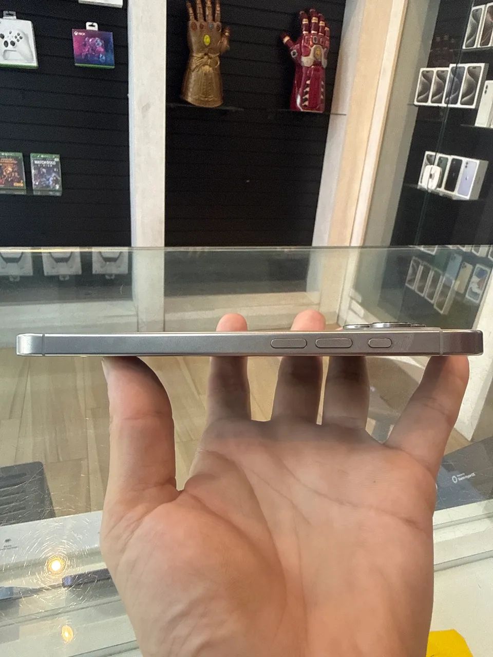 Iphone 16 Pro Max 256 Bateria 99% - Garantia Apple - Foto 5