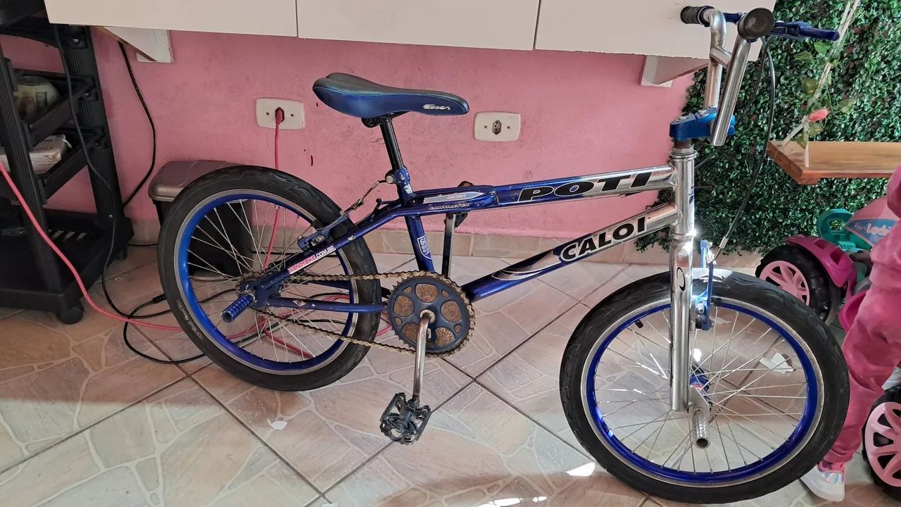 Linda bike aro 20 só pegar e andar * - Foto 4