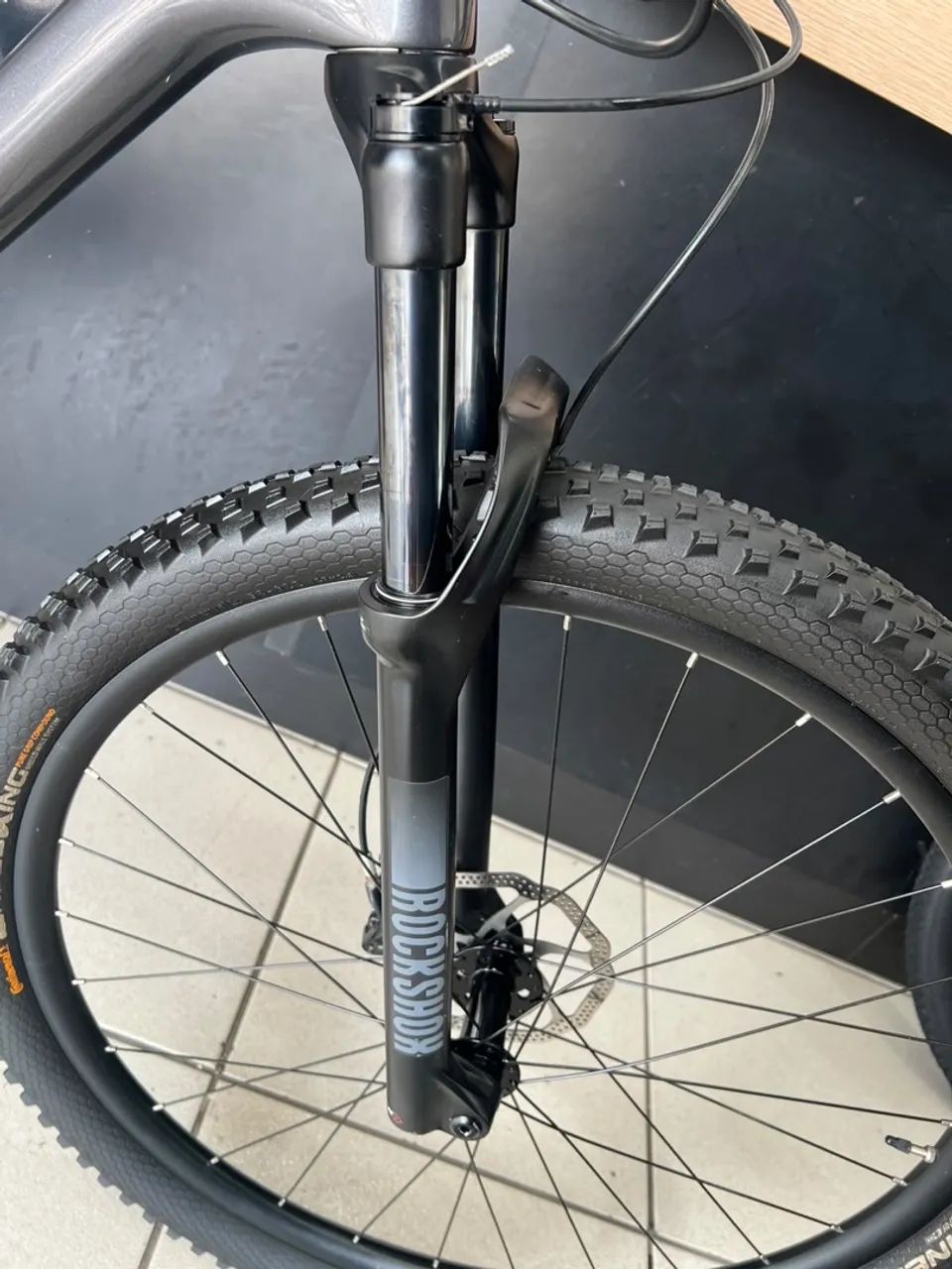 BICICLETA FULL SUSPENTION DE CARBONO  - Foto 3