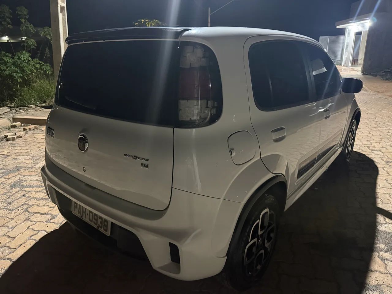 Fiat Uno Sporting Dualogic 1.4 EVO Flex 8V 4P 2016 - Foto 5