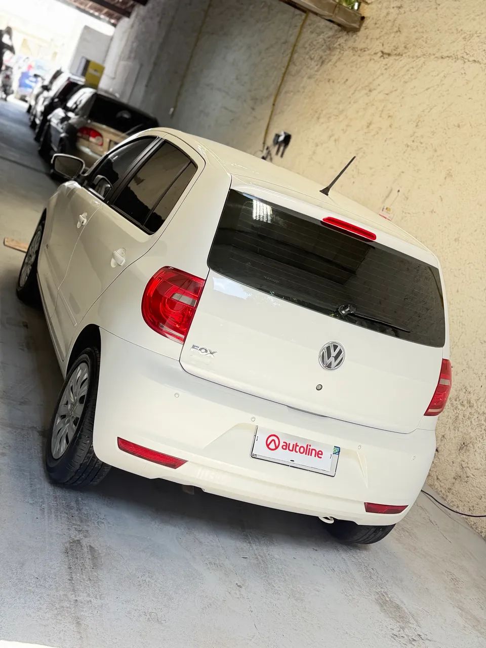 Volkswagen Fox 1.0 MI Total Flex 8V 5P 2014 - Foto 4