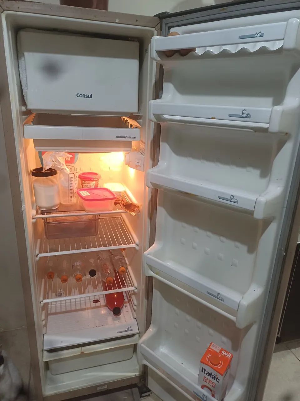 Vendo geladeira e tanquinho de roupa - Foto 3