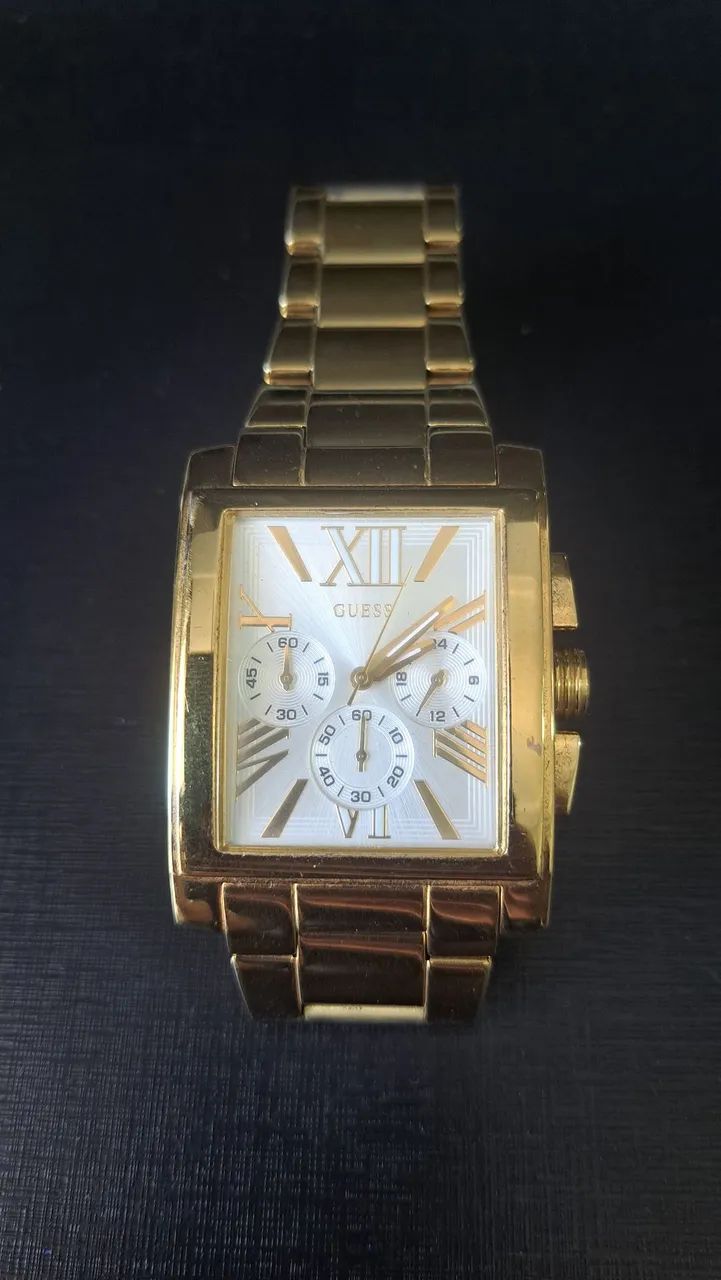 Relógio Guess U0009G2 Dourado