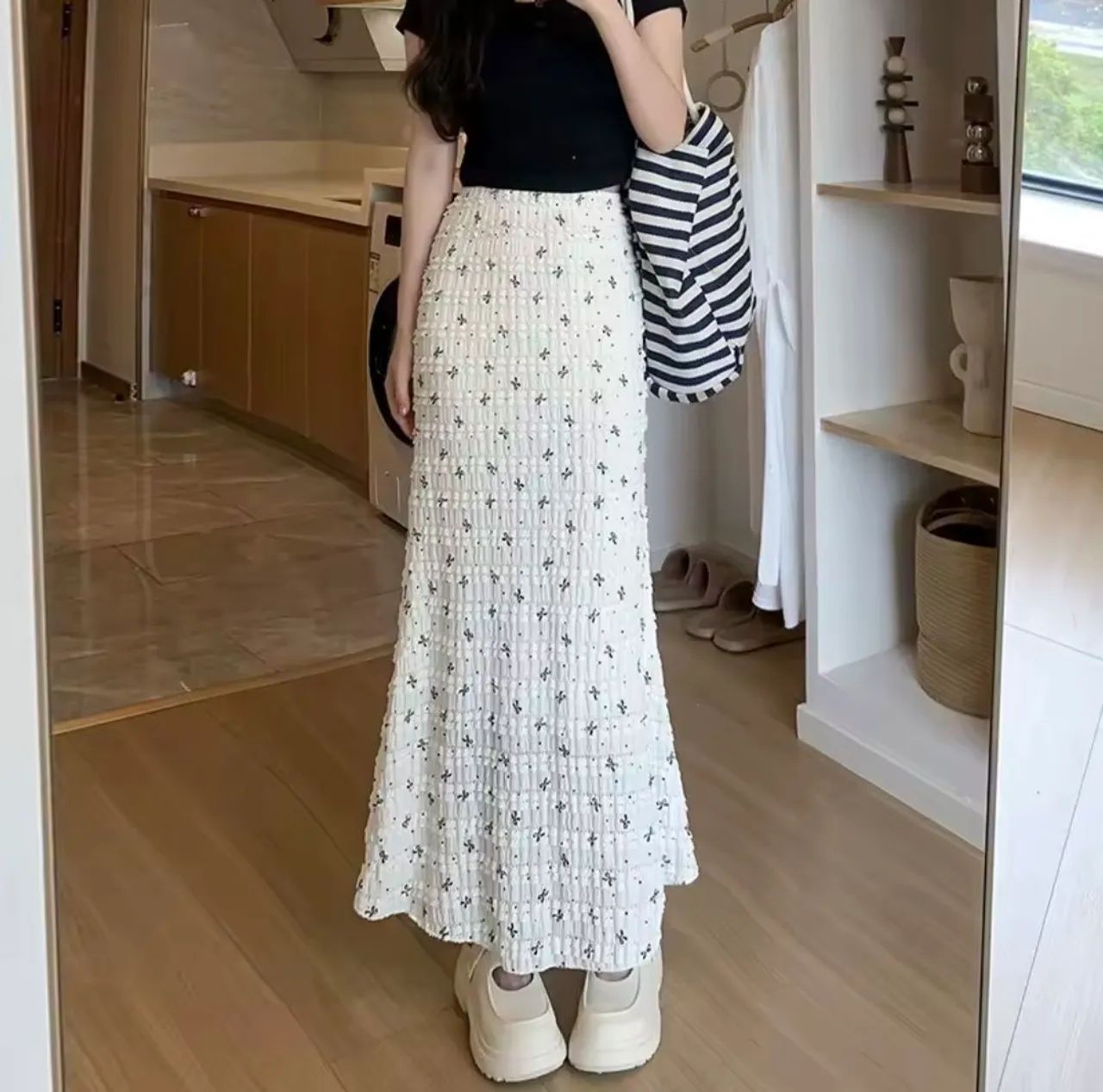 Saia branca longa rendada estilo sul-coreano NOVA - Foto 2