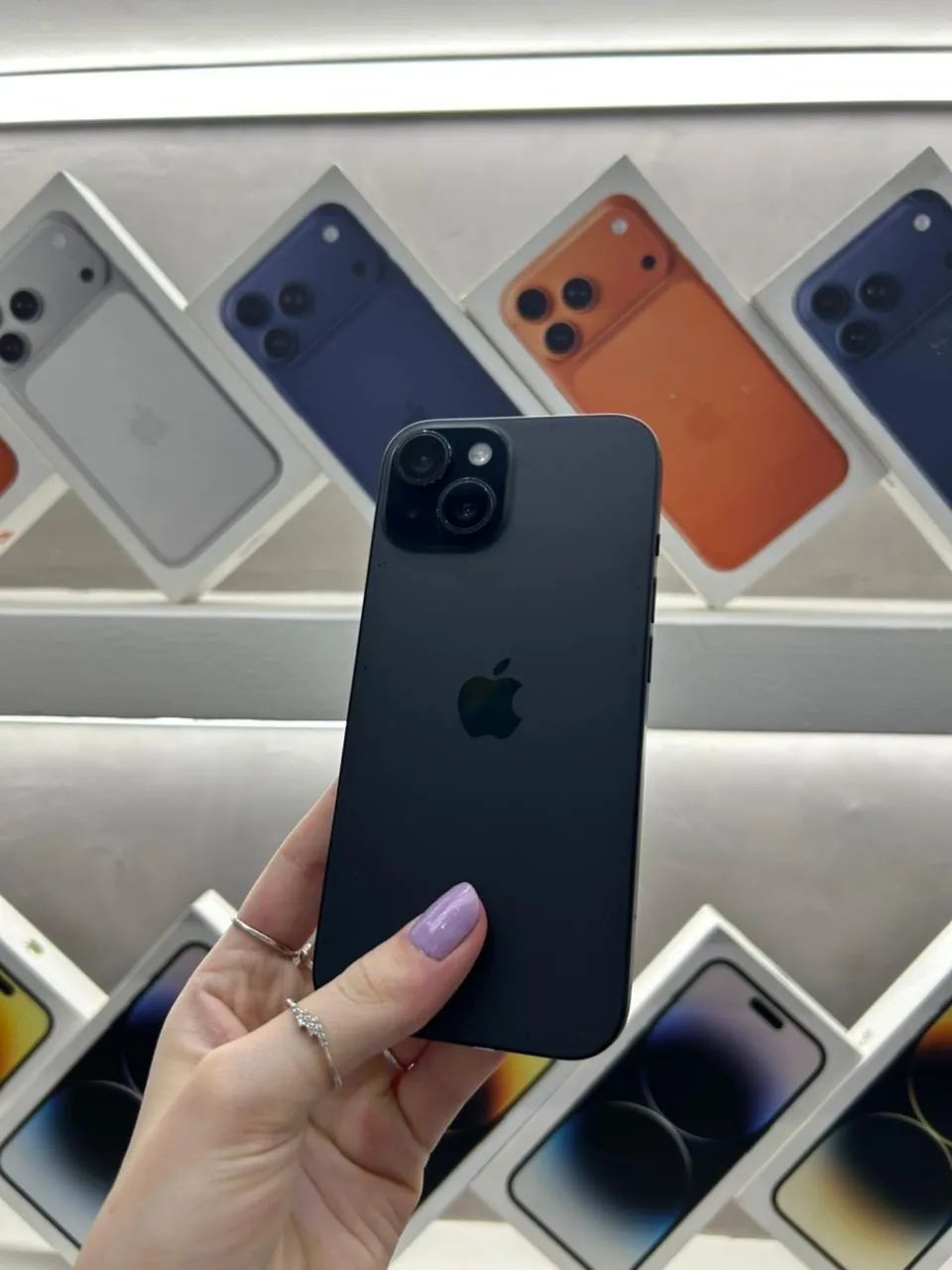 iPhone15 256GB ブラック バッテリー87%美品 美品】iPhone 15 256GB ブラック SIMフリー バッテリー84% 【公式通販】