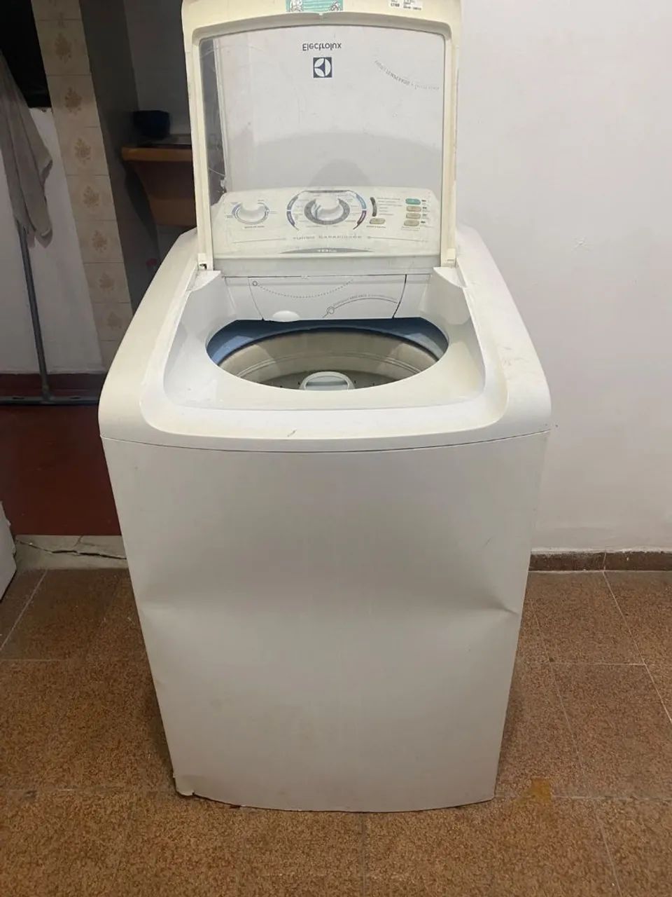 MÁQUINA USADA COM DEFEITO