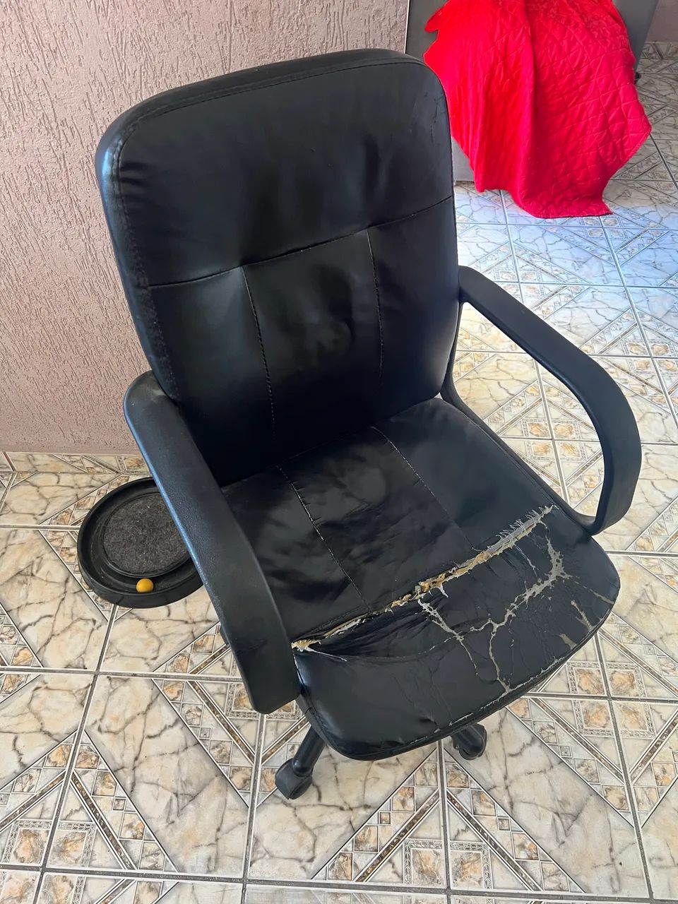 Cadeira de escritório - Foto 2