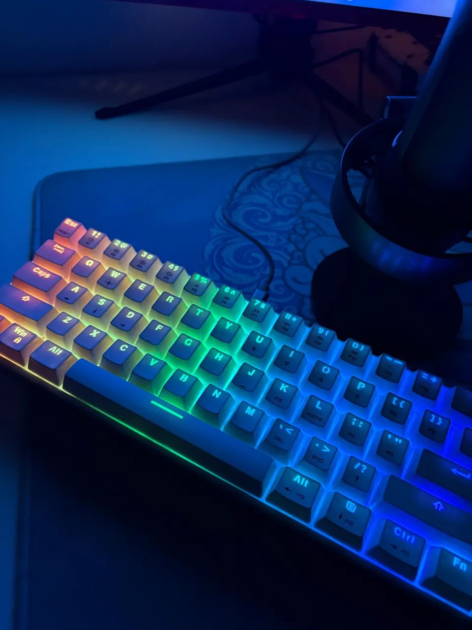 Teclado Ck63 White Rgb switch red - Foto 3