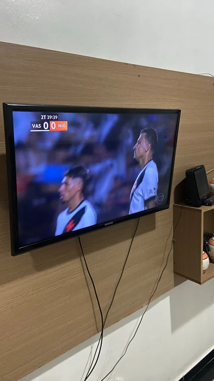 TV SAMSUNG 32 POLEGADAS C/ CHROOME CAST