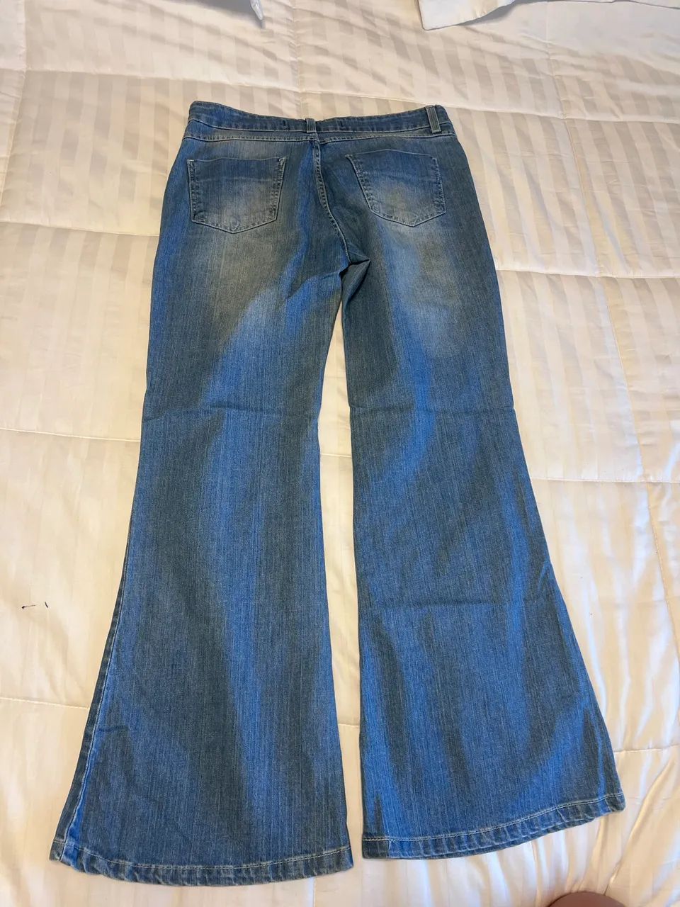 Calça flare bootcut 