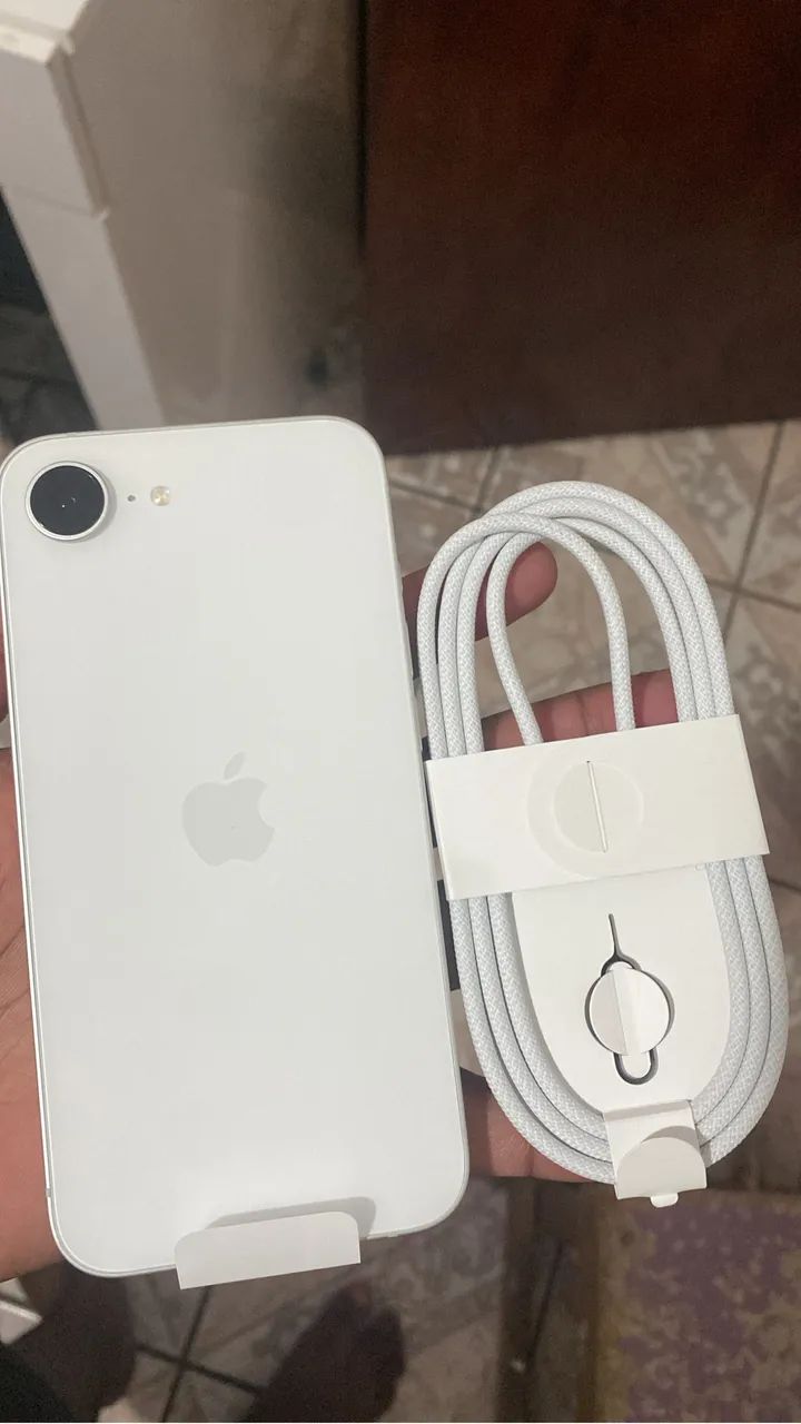 iPhone 16e 128gb novo  - Foto 2