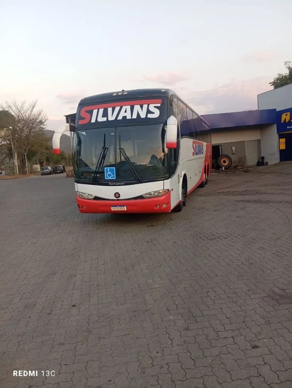 Vendo ou troco Marcopolo 1200  motor 457 eletrônico ar condicionado WC e tomadas  - Foto 4
