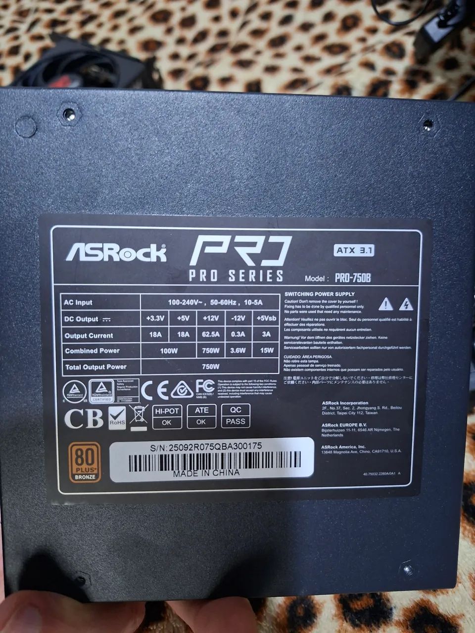Fonte Asrock 750w ProSeries  - Foto 2